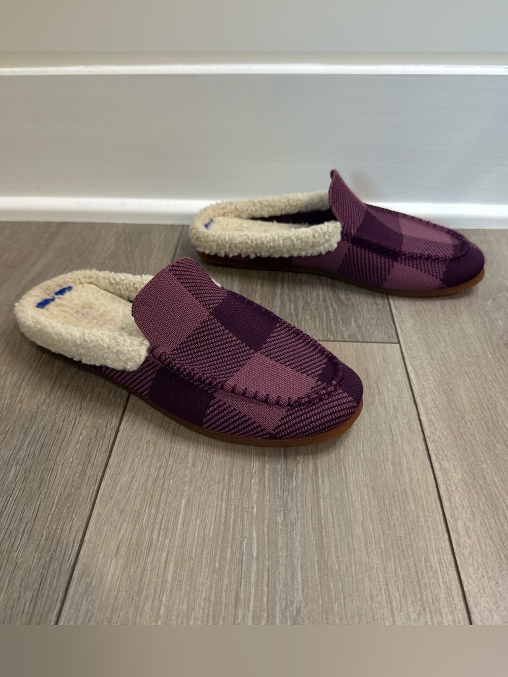 Rothys Women’s Size 7 The Scuff Slipper Purple Plaid Check Shearling Lined cozy